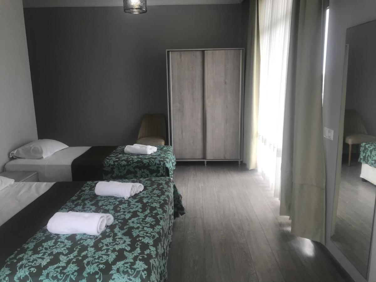 Guesthouse Data Gonio Luaran gambar