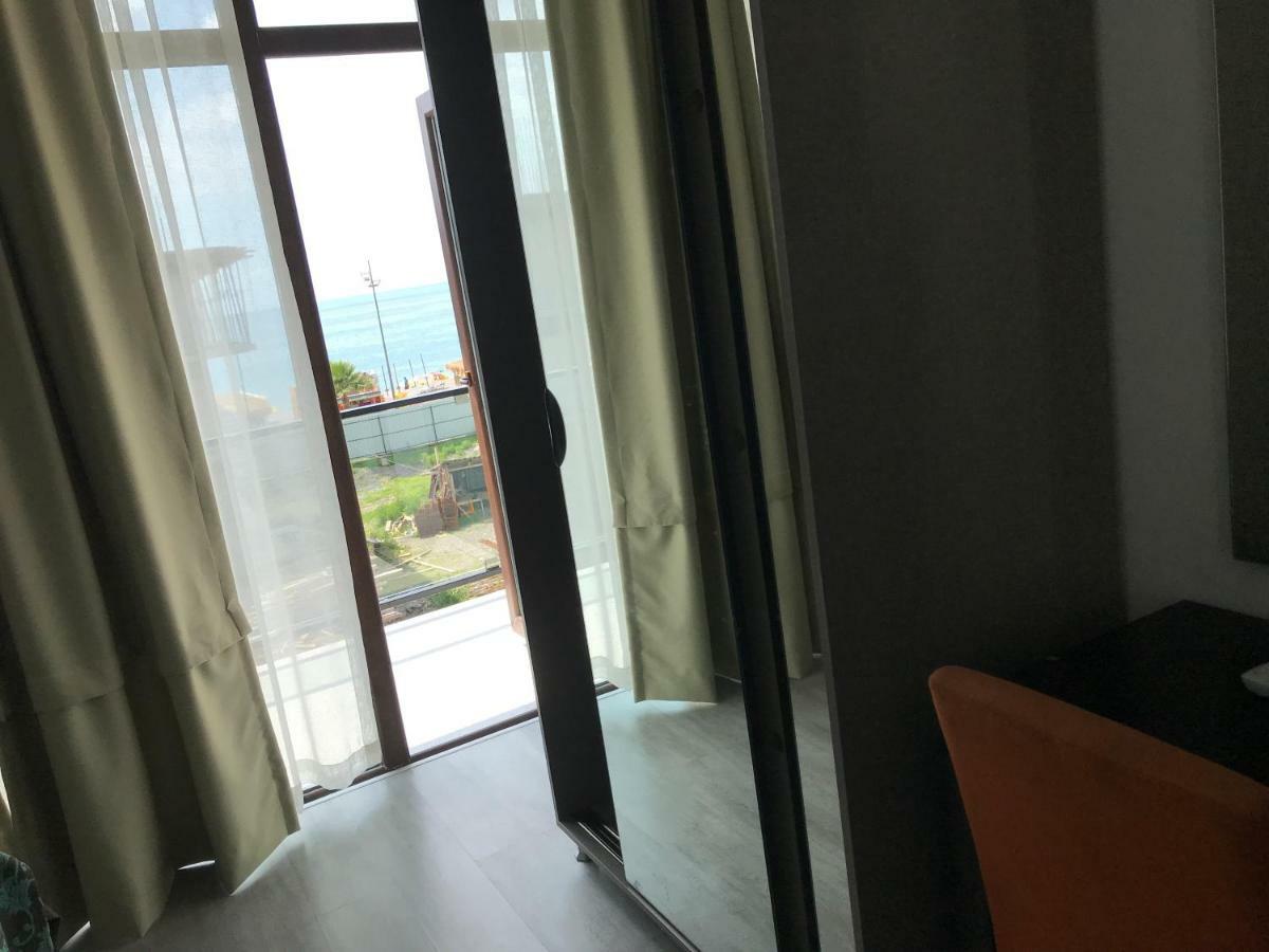 Guesthouse Data Gonio Luaran gambar